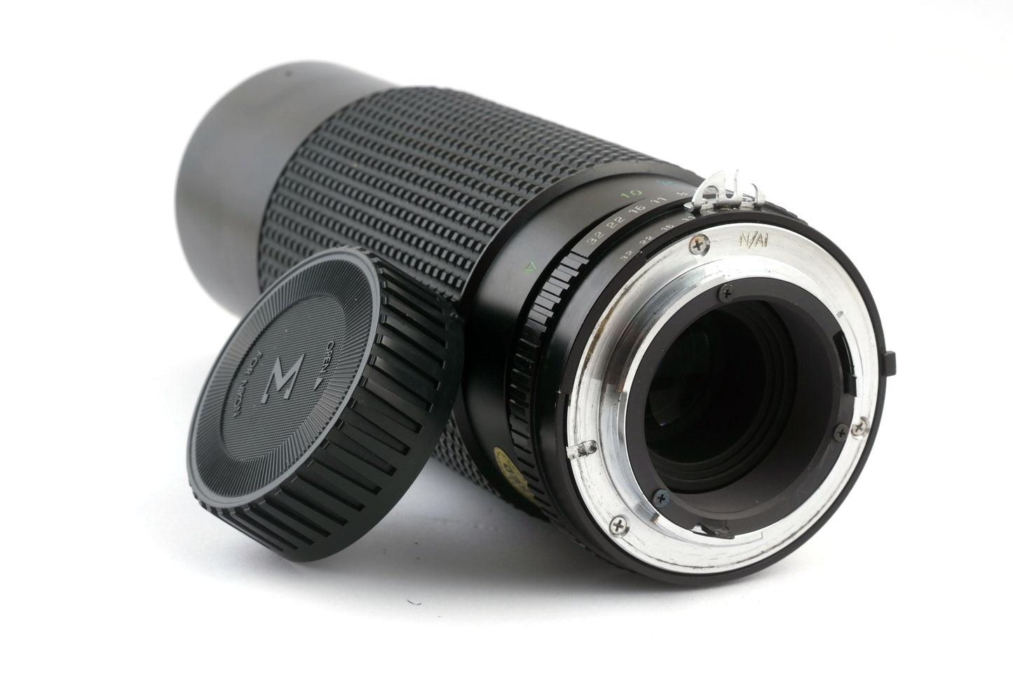 Tokina 100-300mm af Nikon Mount