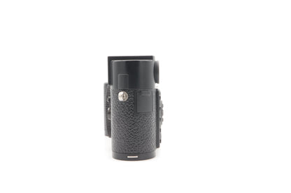 Leica M9 + vertical grip