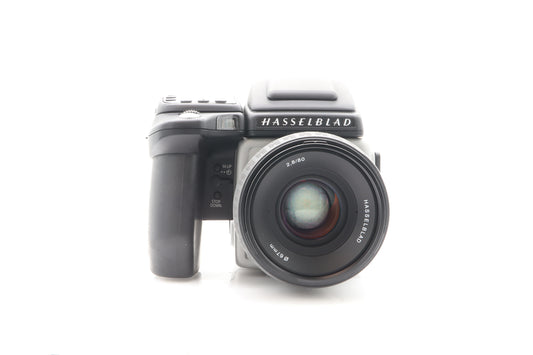 Hasselblad H5D with 80mm f2.8 and 40MP digital back