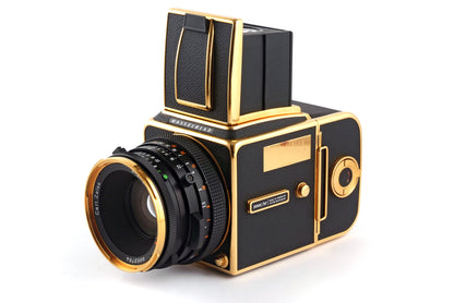 Hasselblad 500 Gold  + 80mm 2.8 cf gold + a12 cassette gold