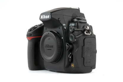Nikon D700