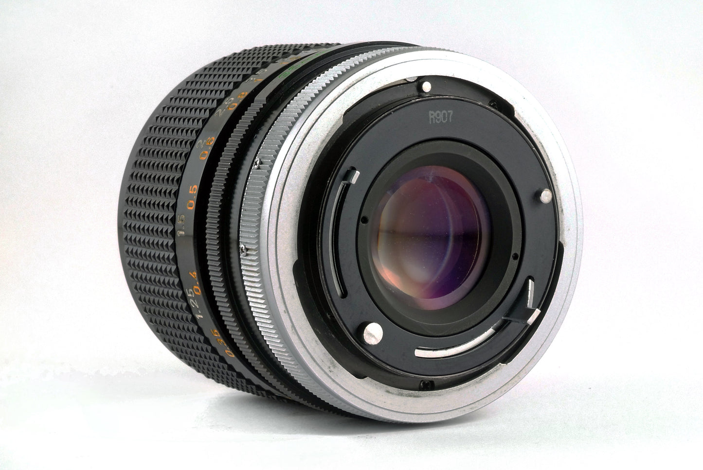 Canon FD 35mm f2 S.S.C. (Canon FD) Lens