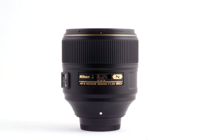 Nikon 105mm 1.4