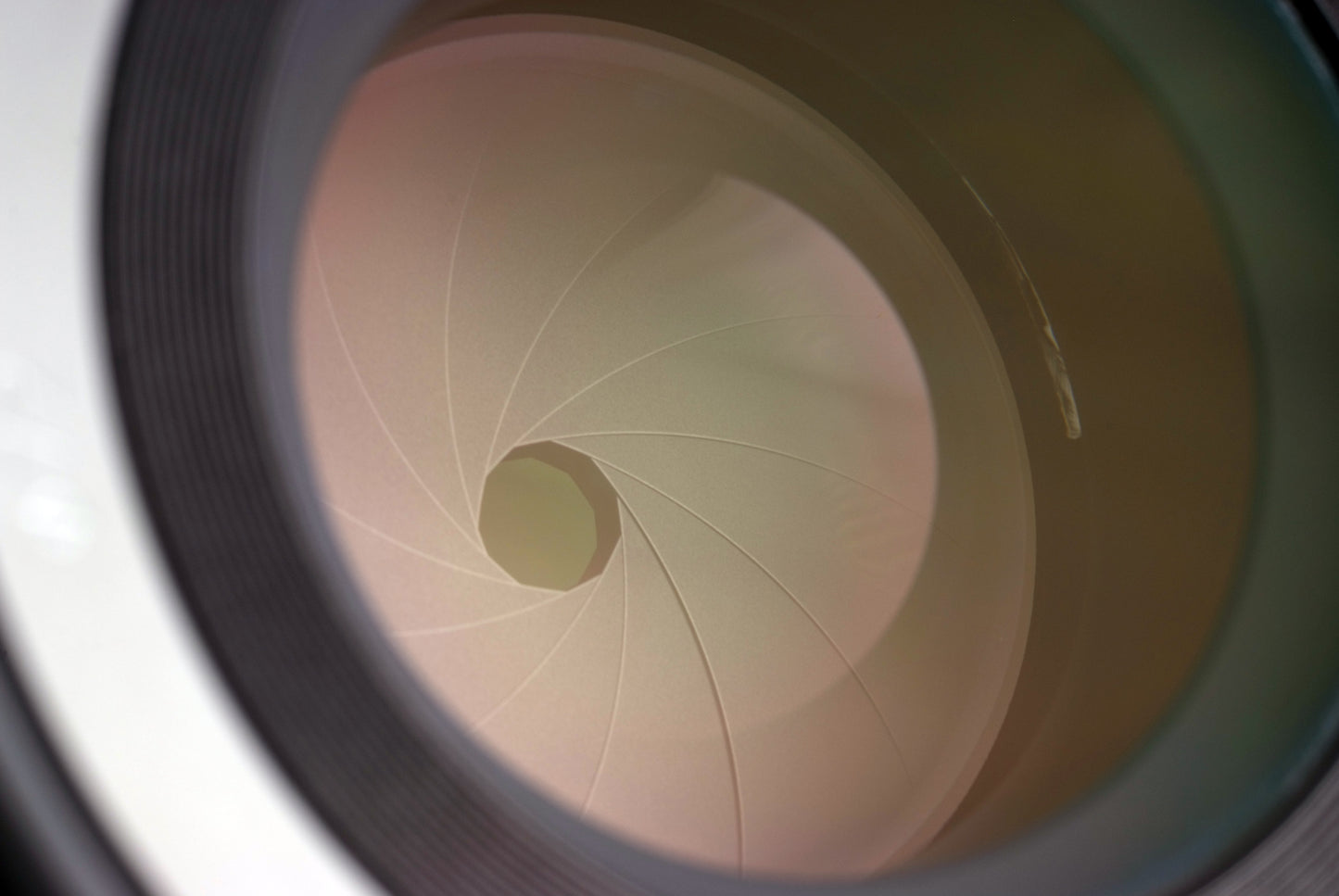 Sony 50mm 1.4 G za t* + doos