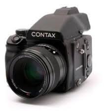 Contax 645af + 80mm 2.0 lens + cassette + prisma